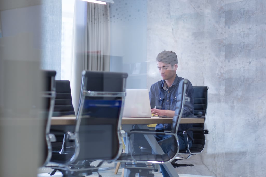 office_working-5282410